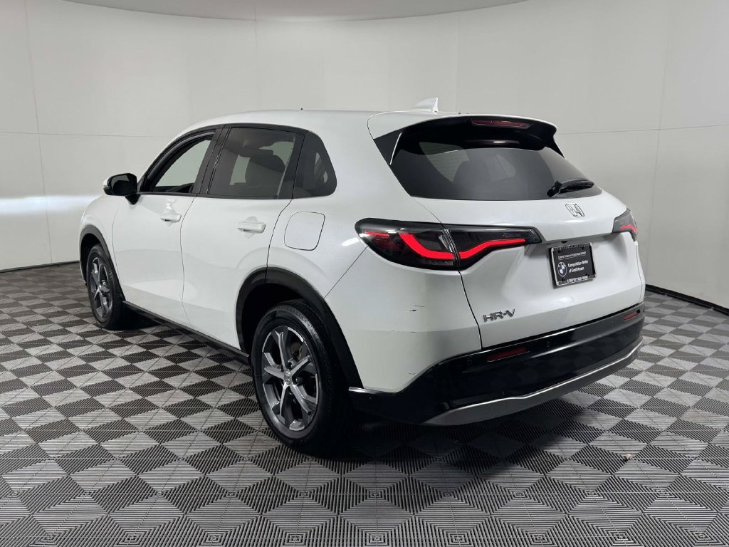 Used 2024 Honda HR-V EX-L image 8