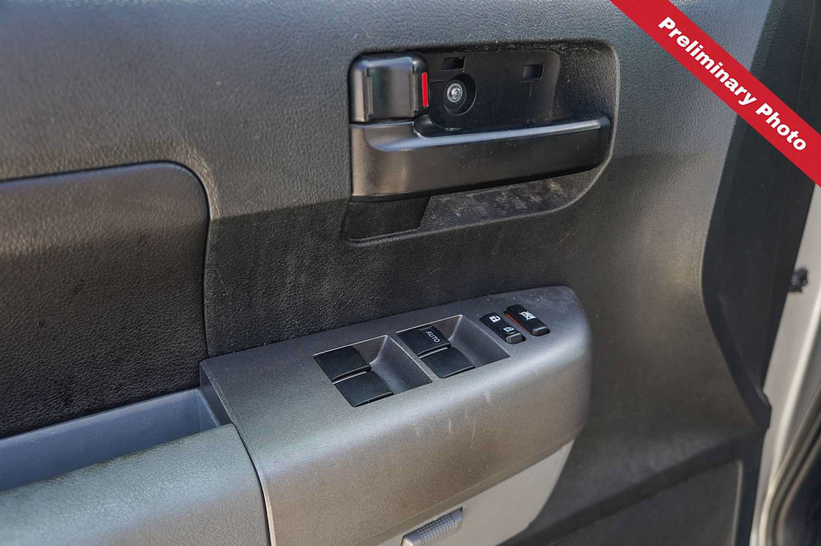 Used 2012 Toyota Tundra 2WD CrewMax w/ Tow Pkg image 16