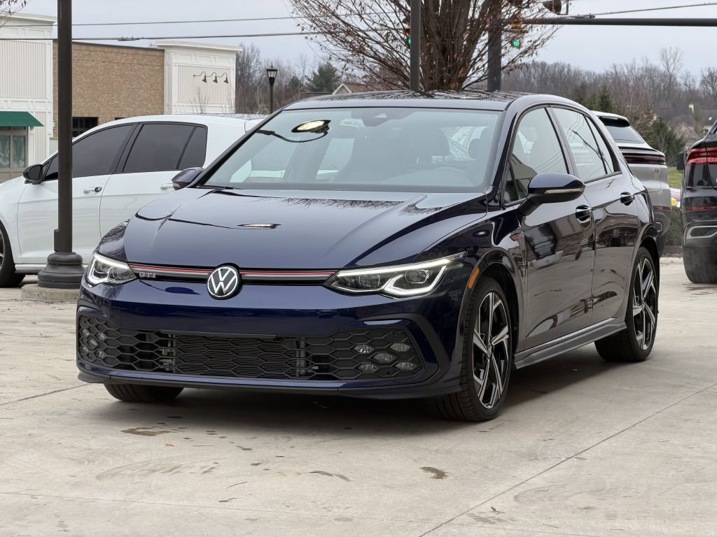 Used 2024 Volkswagen GTI SE w/ SE Leather Seats Package image 11
