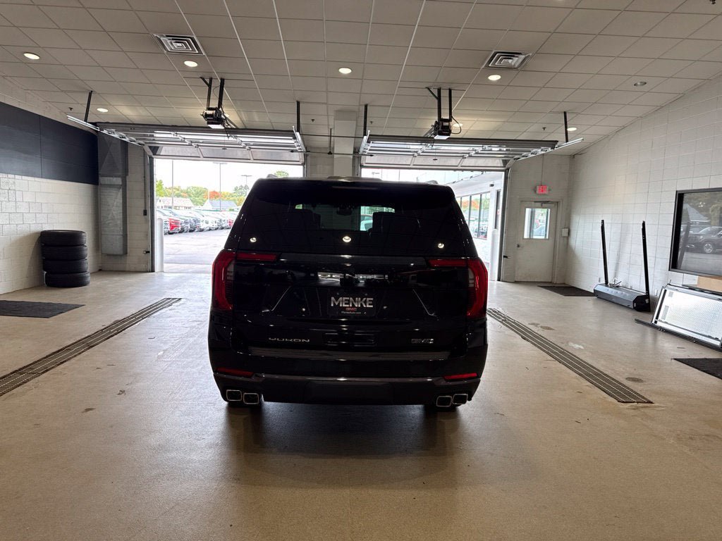 New 2026 GMC Yukon XL Denali Ultimate w/ LPO, Floor Liner Package AWD/4WD image 6