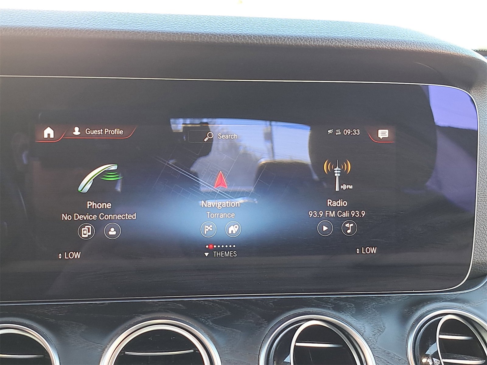 Used 2022 Mercedes-Benz E 350 Sedan w/ AMG Line Exterior image 23