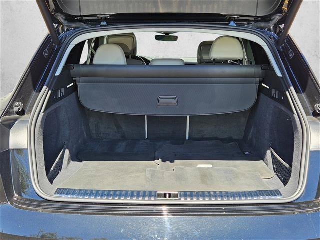 Certified 2024 Audi Q8 e-tron Premium Plus w/ Premium Plus Package AWD/4WD image 6