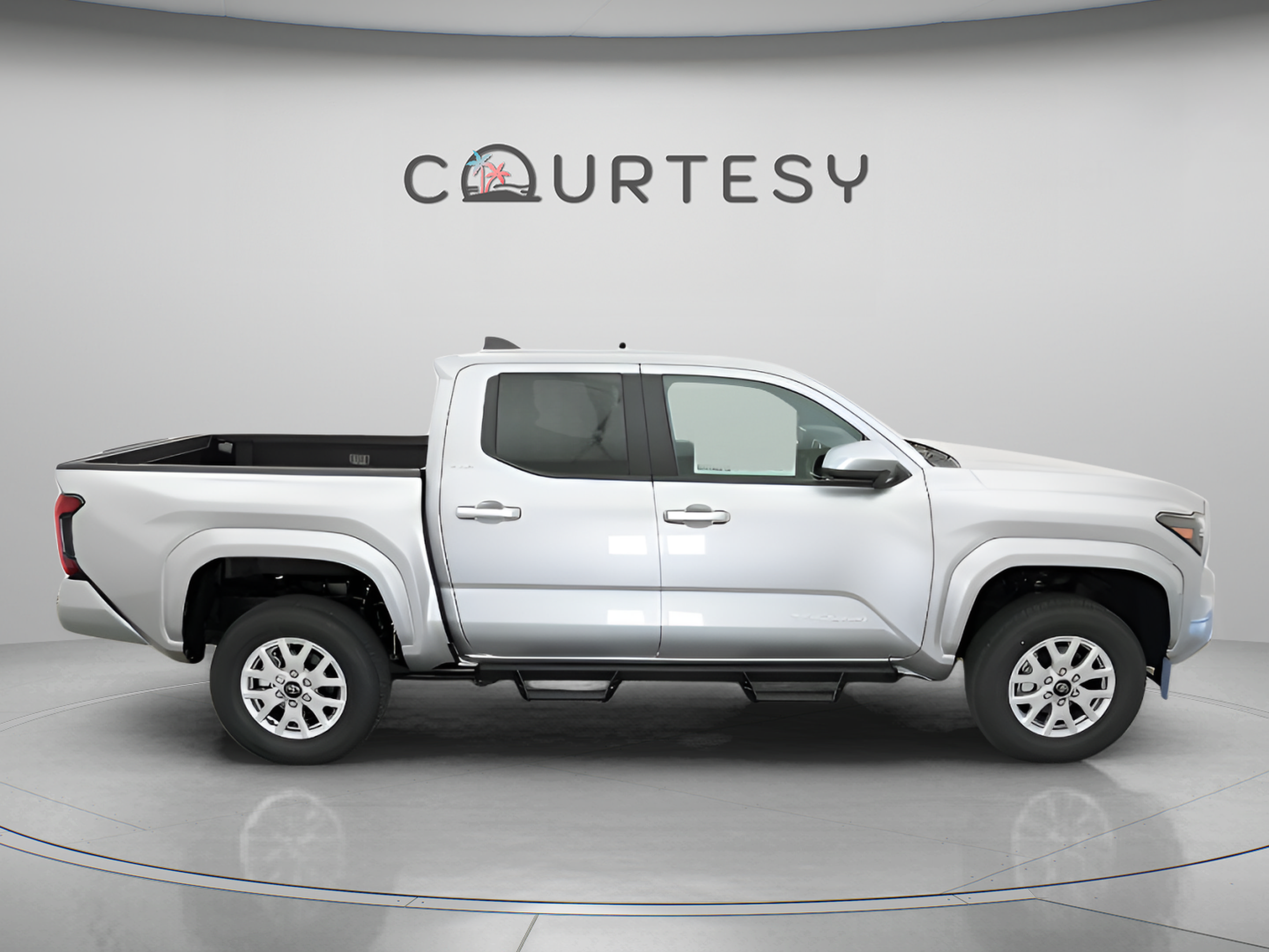 Certified 2026 Toyota Tacoma SR5 AWD/4WD image 16