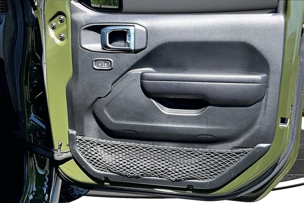 Used 2021 Jeep Wrangler Sport image 28