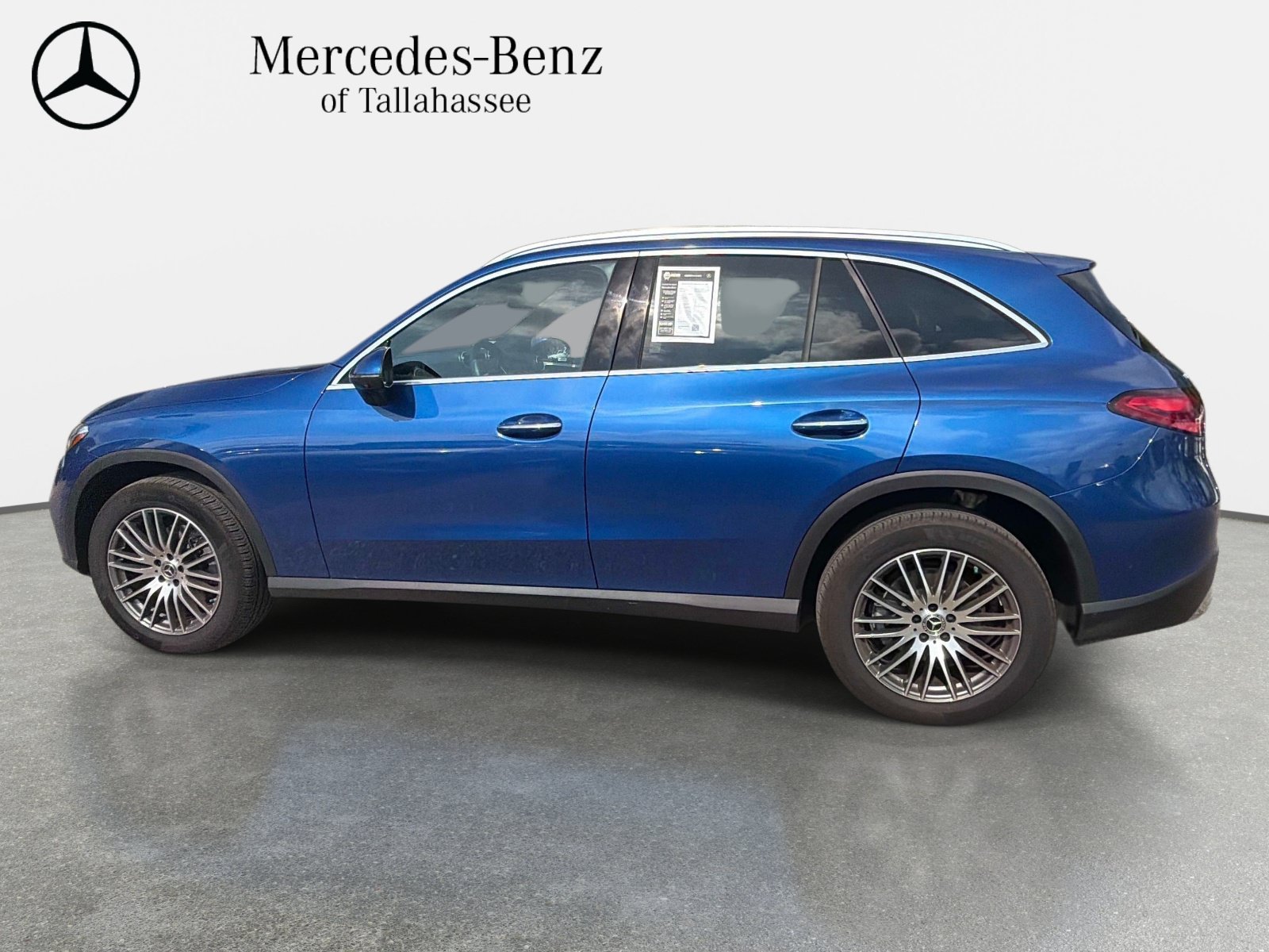 Used 2026 Mercedes-Benz GLC 300 image 8