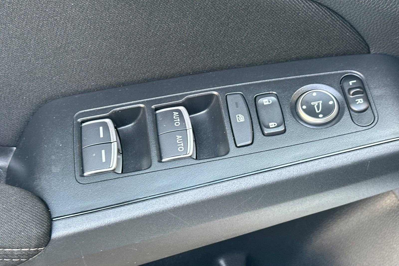 Used 2025 Honda Civic Sport image 12