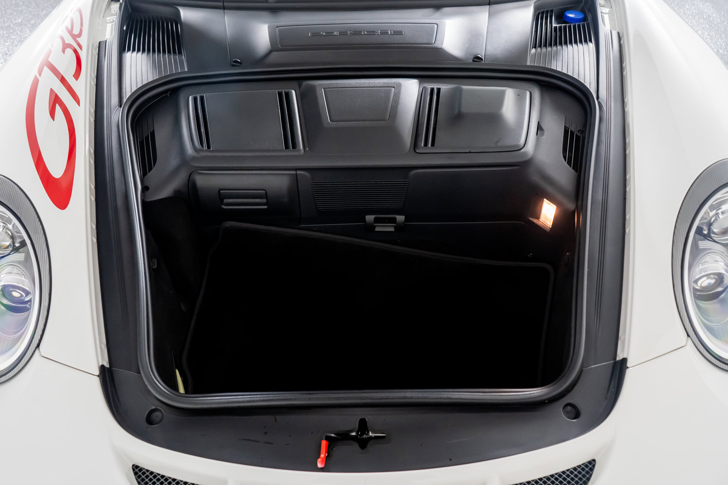 Used 2011 Porsche 911 GT3 RS image 53