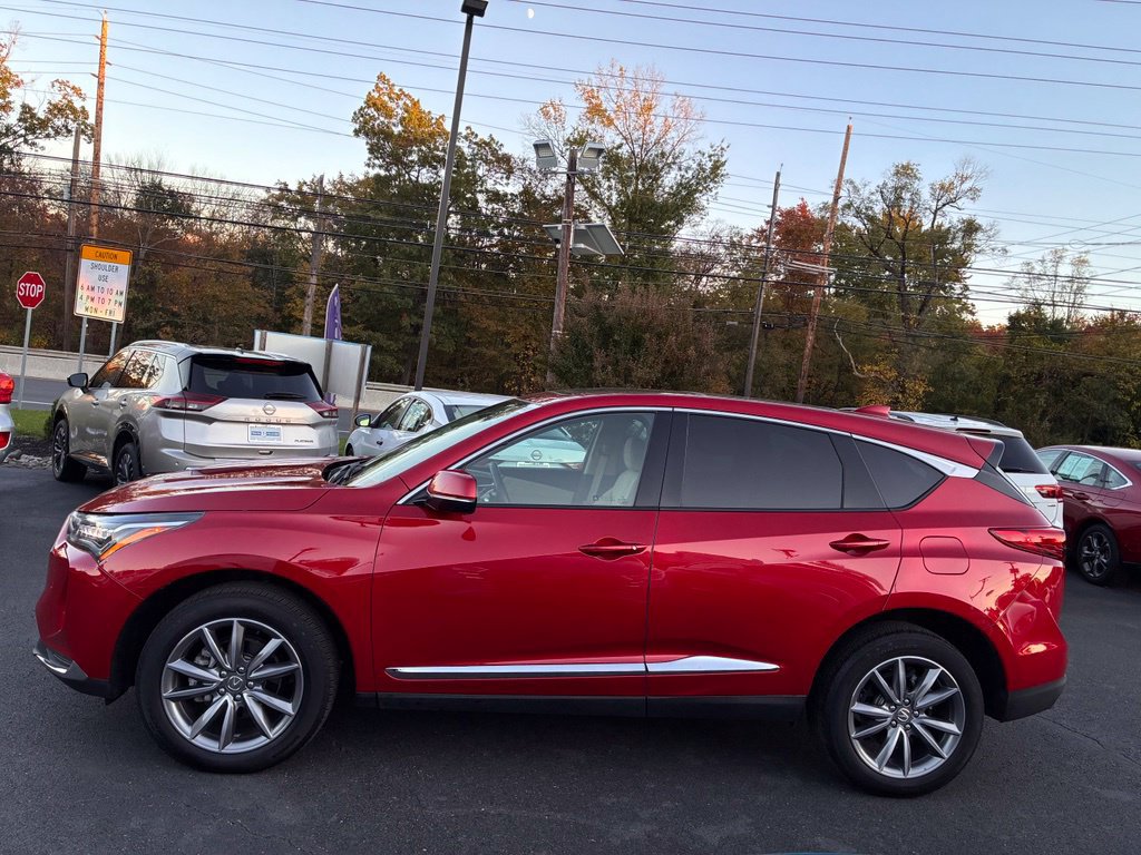 Used 2023 Acura RDX w/ Technology Package AWD/4WD image 4