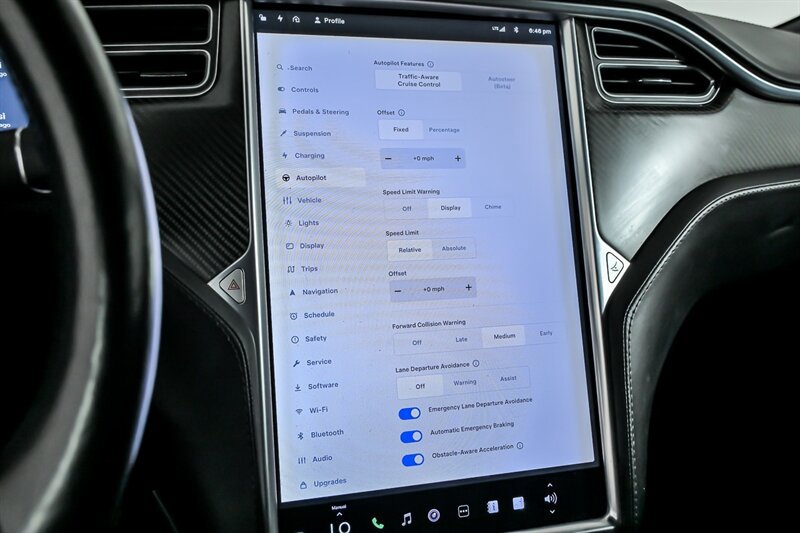 Used 2018 Tesla Model S 100D image 33