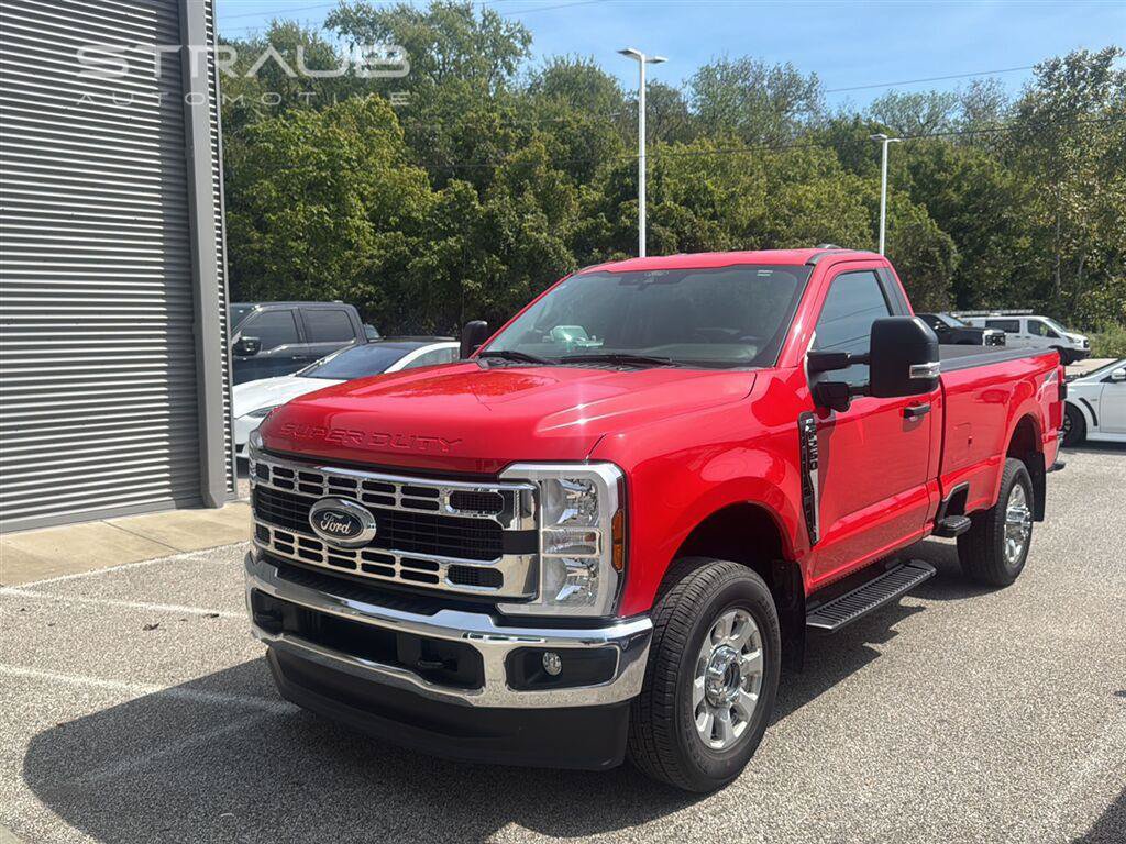 Used 2024 Ford F250 XLT w/ 360-Degree Camera Package AWD/4WD image 3