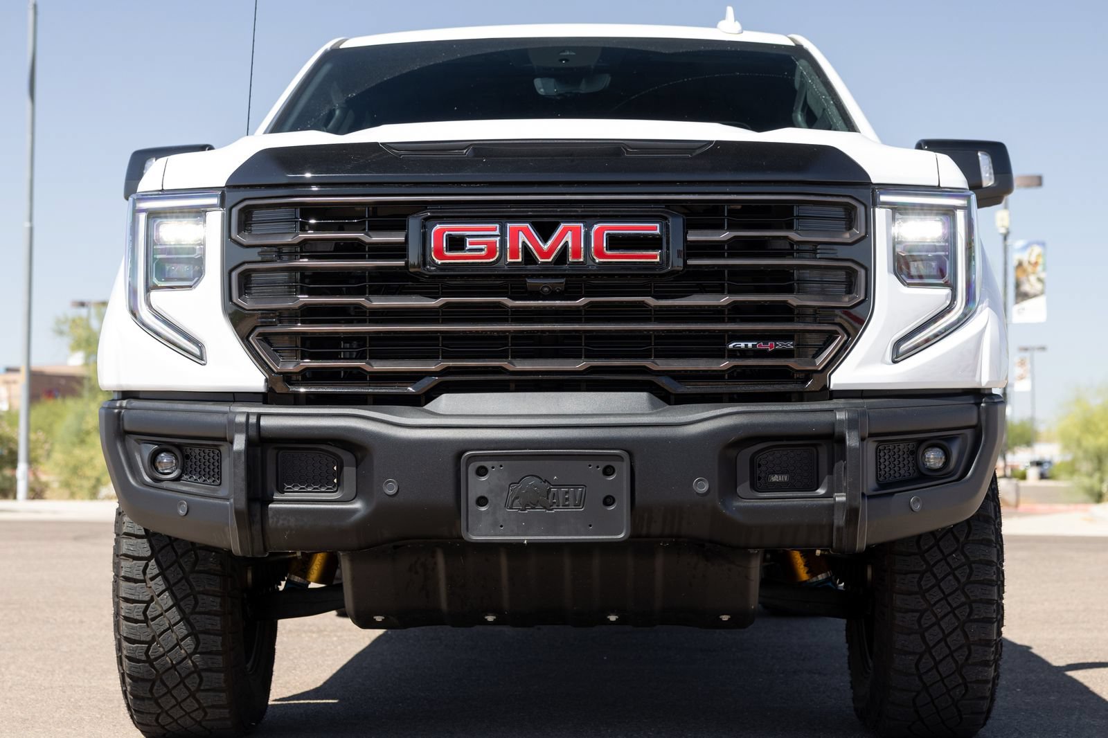 Used 2025 GMC Sierra 1500 AT4X AWD/4WD image 4