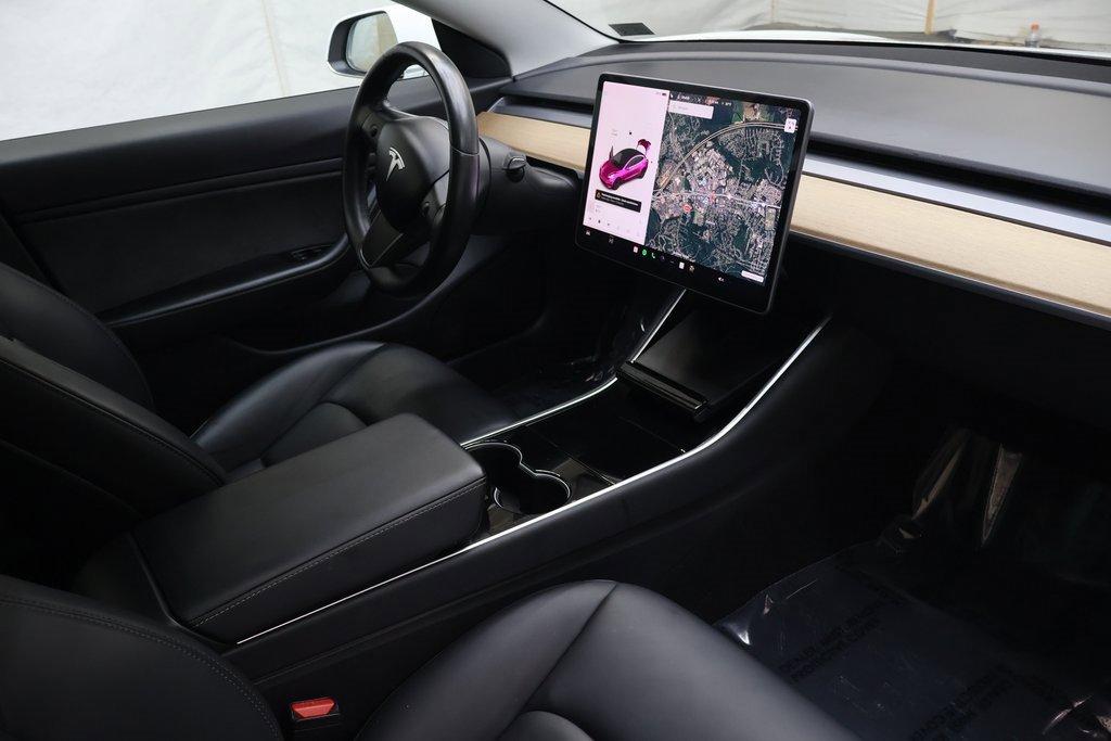 Used 2018 Tesla Model 3 Long Range image 11