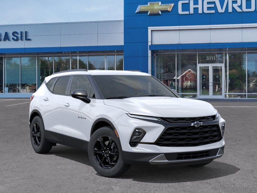 New 2026 Chevrolet Blazer LT w/ Convenience Package AWD/4WD image 7