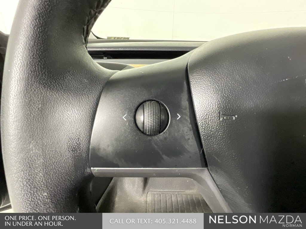 Used 2019 Tesla Model 3 Standard Range Plus image 42