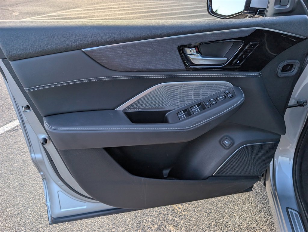 Used 2023 Acura MDX SH-AWD w/ Advance Package image 13