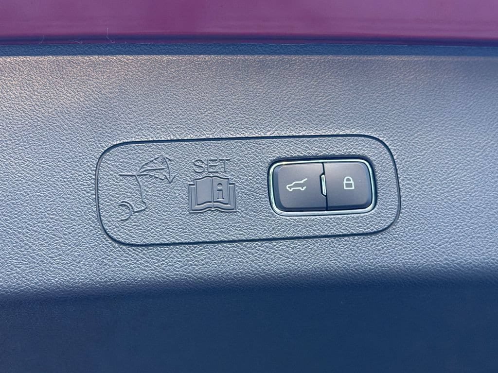 New 2027 Lincoln Aviator AWD image 24