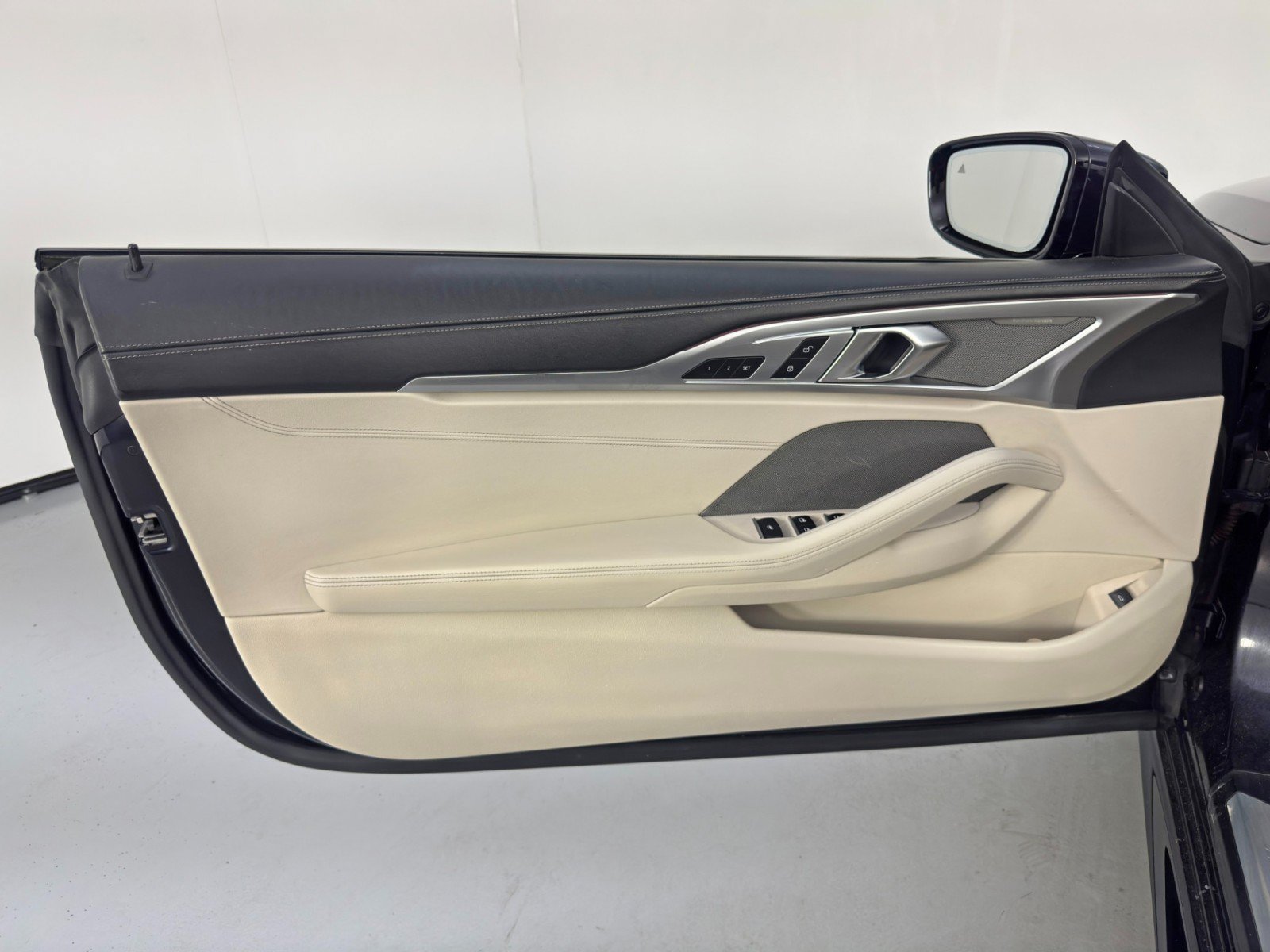 Used 2021 BMW M850i xDrive Convertible AWD/4WD image 44