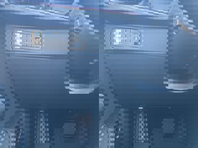 New 2026 Chevrolet Traverse RS w/ LPO, Floor Liner Package image 18