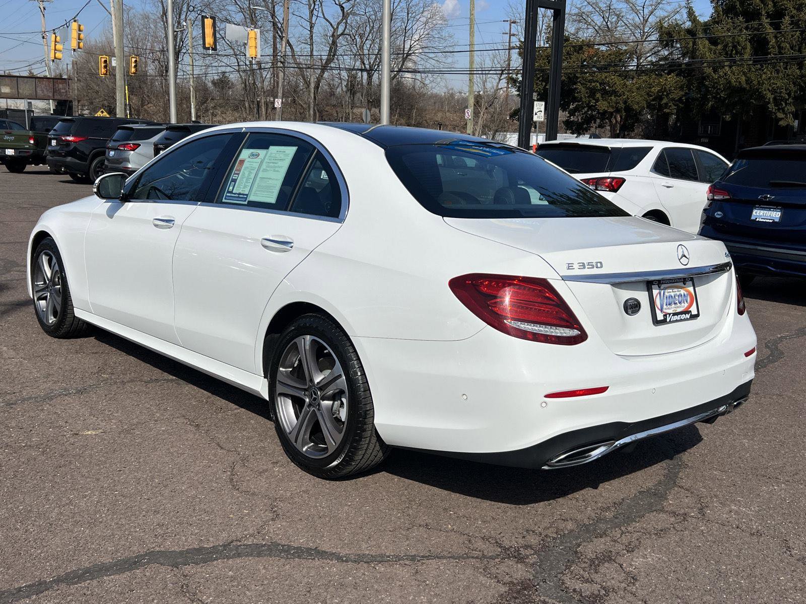 Used 2020 Mercedes-Benz E 350 4MATIC Sedan image 5