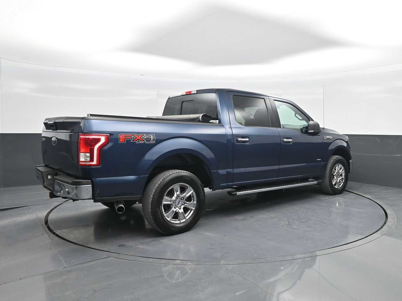 Used 2017 Ford F150 XLT w/ Equipment Group 302A Luxury image 8