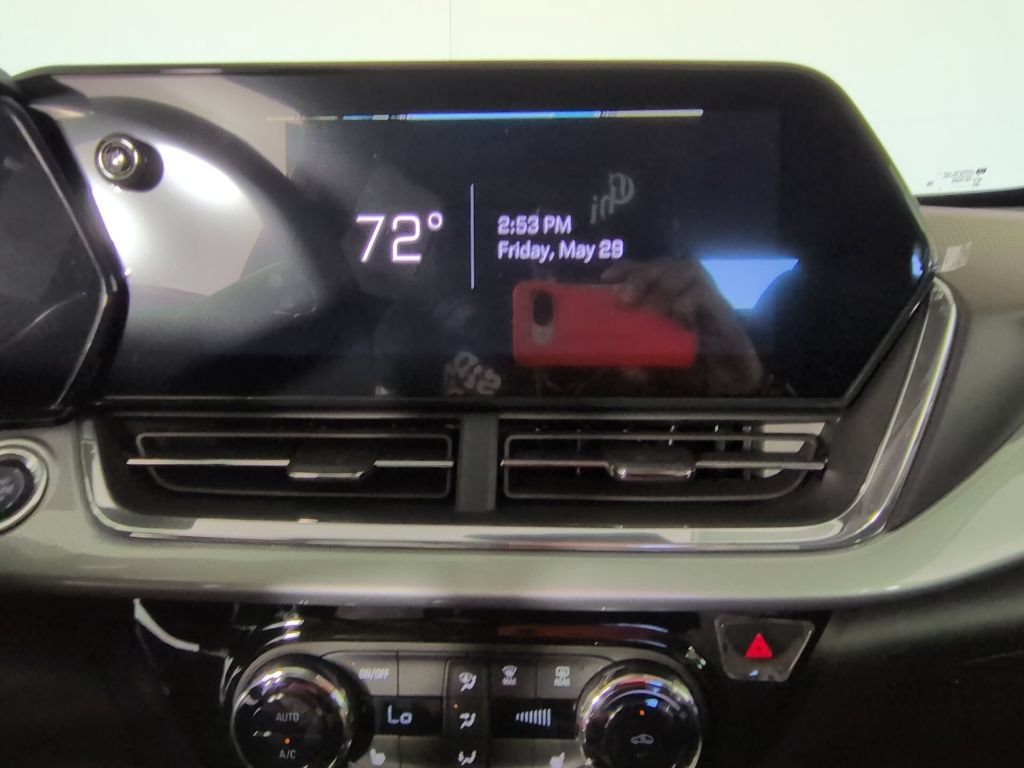 New 2026 Chevrolet Trax LT w/ Driver Confidence Package FWD image 13