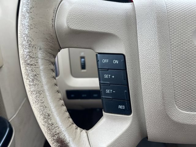 Used 2009 Ford Escape Limited FWD image 17