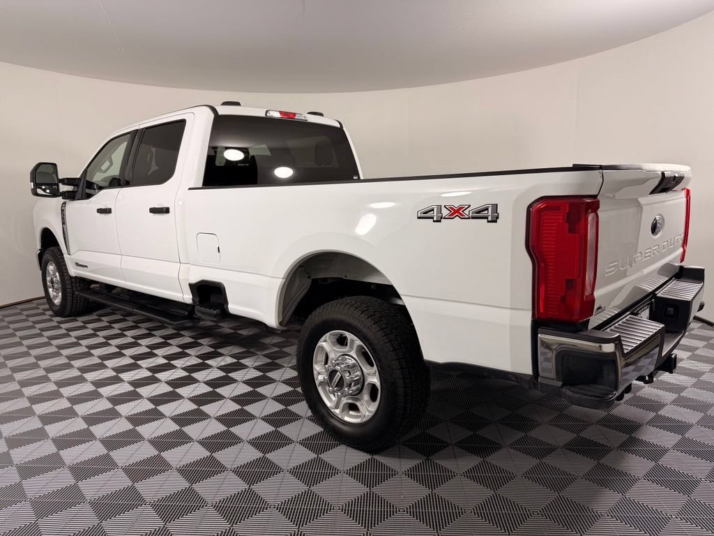 Certified 2026 Ford F350 XLT AWD/4WD image 11