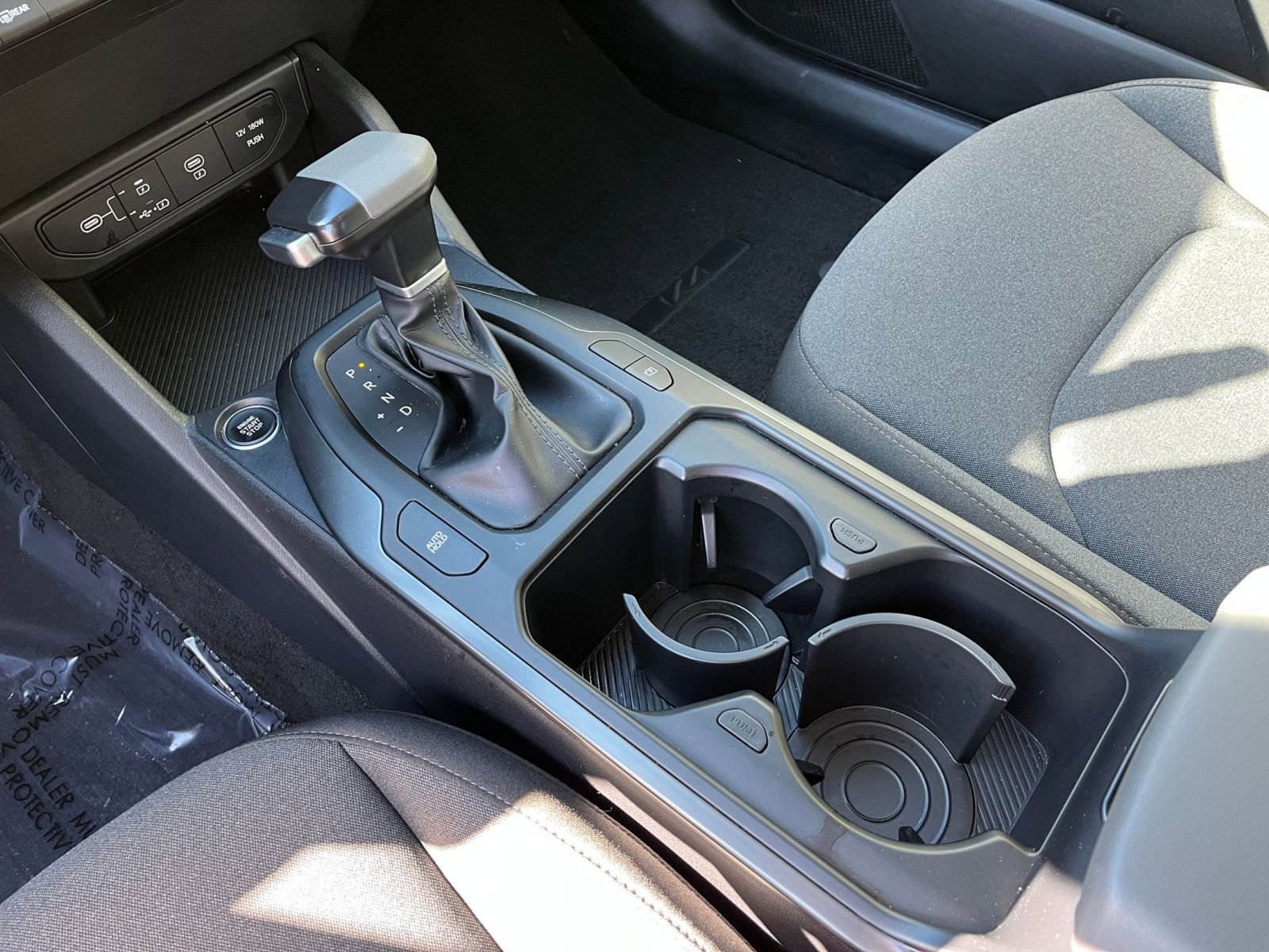 Used 2025 Kia K4 LXS image 36