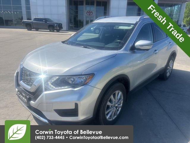 Used 2018 Nissan Rogue SV w/ Premium Package AWD/4WD image 8