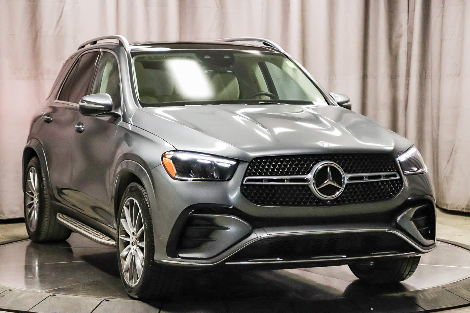 Used 2026 Mercedes-Benz GLE 450 4MATIC image 3