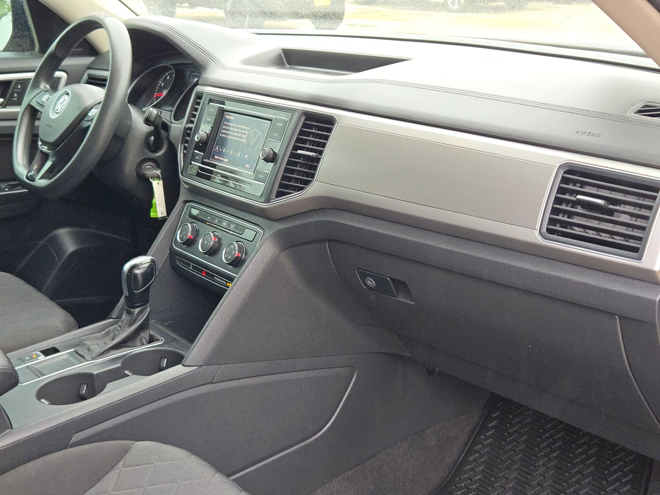 Used 2018 Volkswagen Atlas S image 30