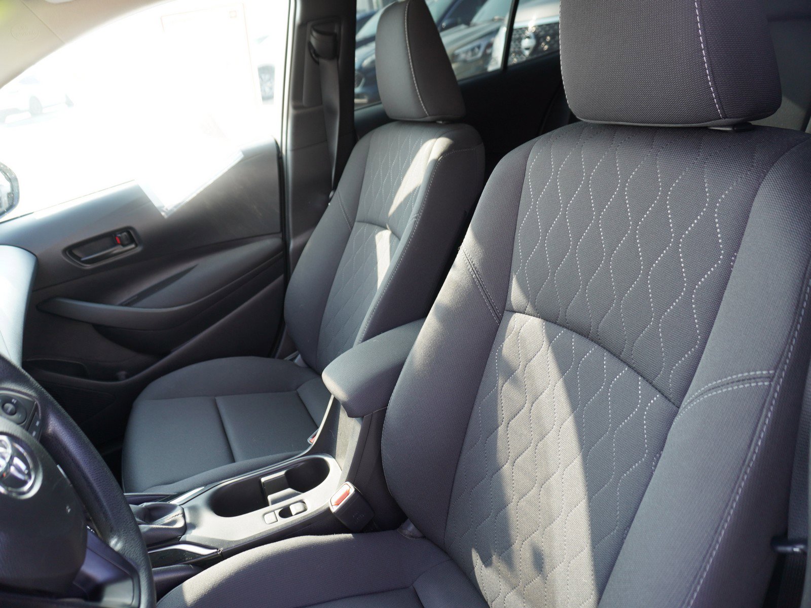 Used 2025 Toyota Corolla LE image 19