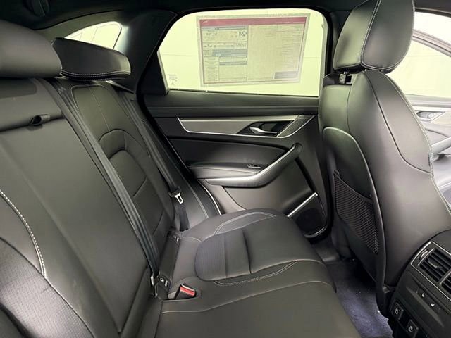 Certified 2025 Jaguar F-PACE R-Dynamic S image 32