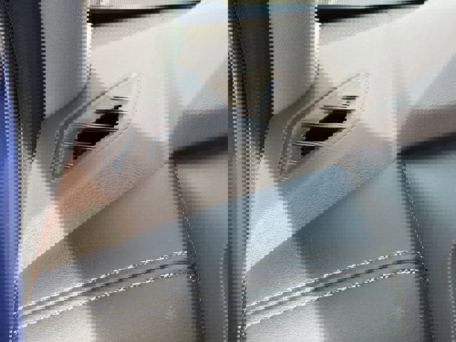 Certified 2023 Nissan Rogue SV image 17