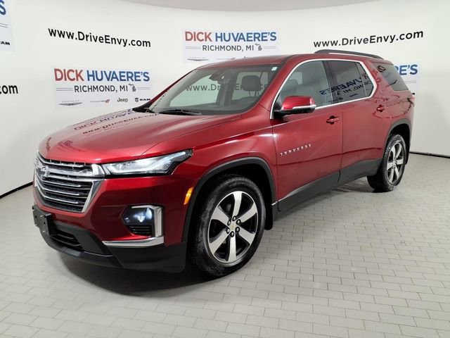 Used 2023 Chevrolet Traverse LT image 1