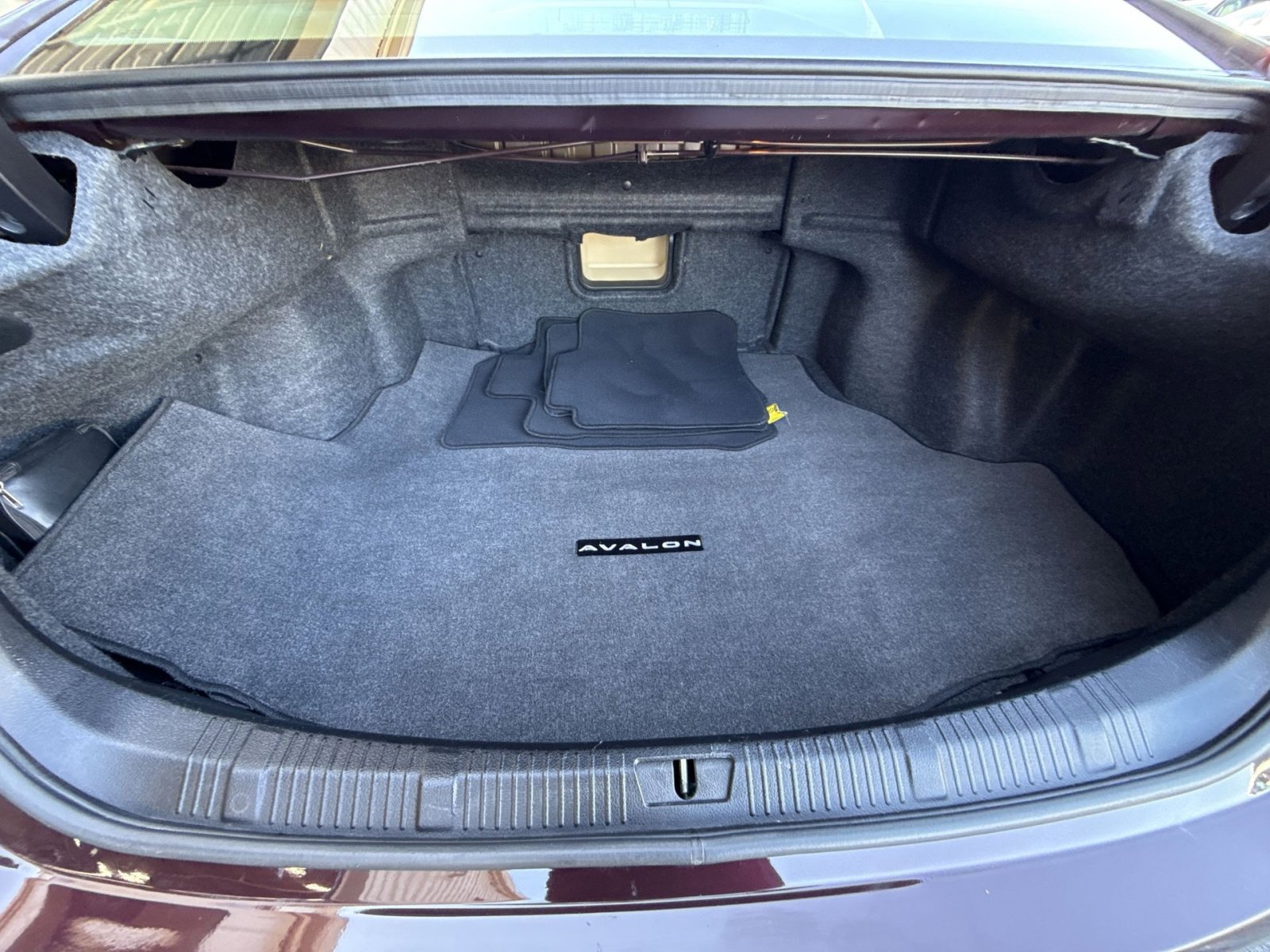 Used 2014 Toyota Avalon XLE Touring image 26