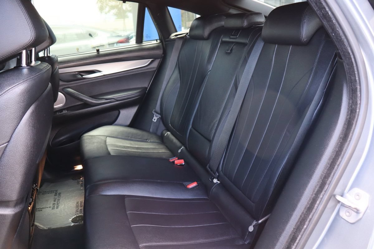 Used 2015 BMW X6 xDrive50i AWD/4WD image 11