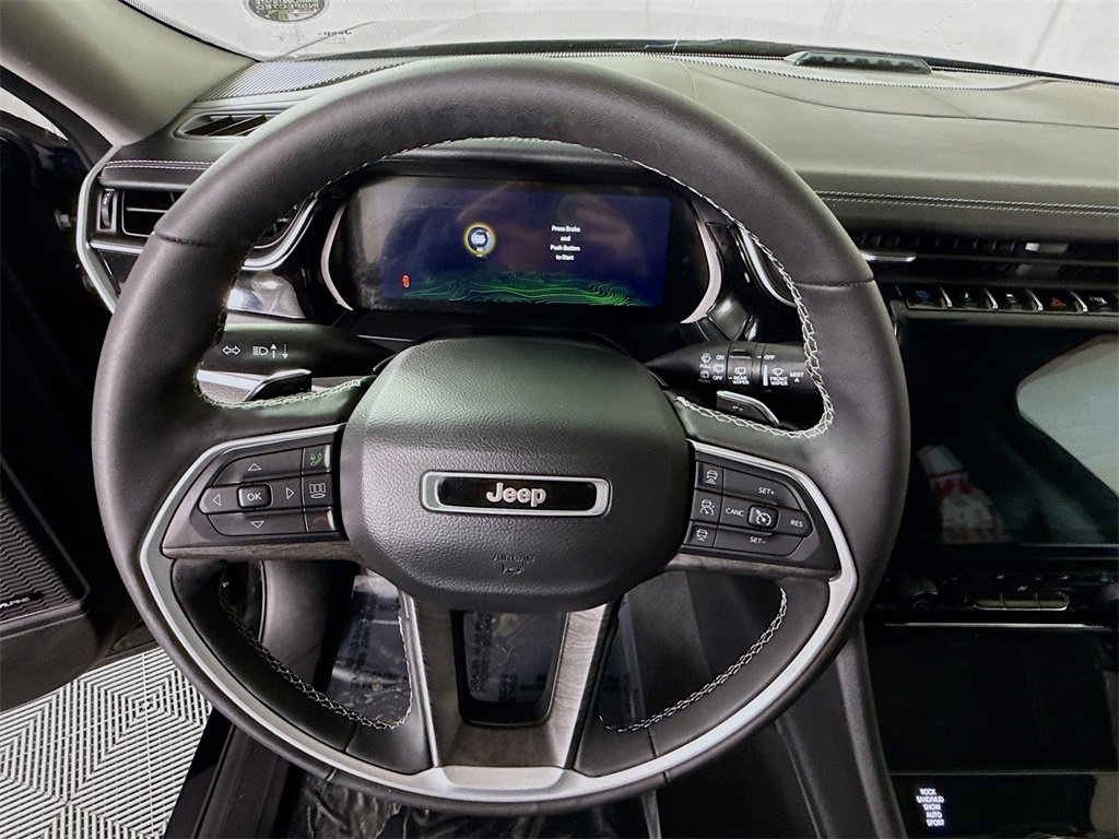 Used 2022 Jeep Grand Cherokee Limited 4xe w/ Luxury Tech Group II image 23