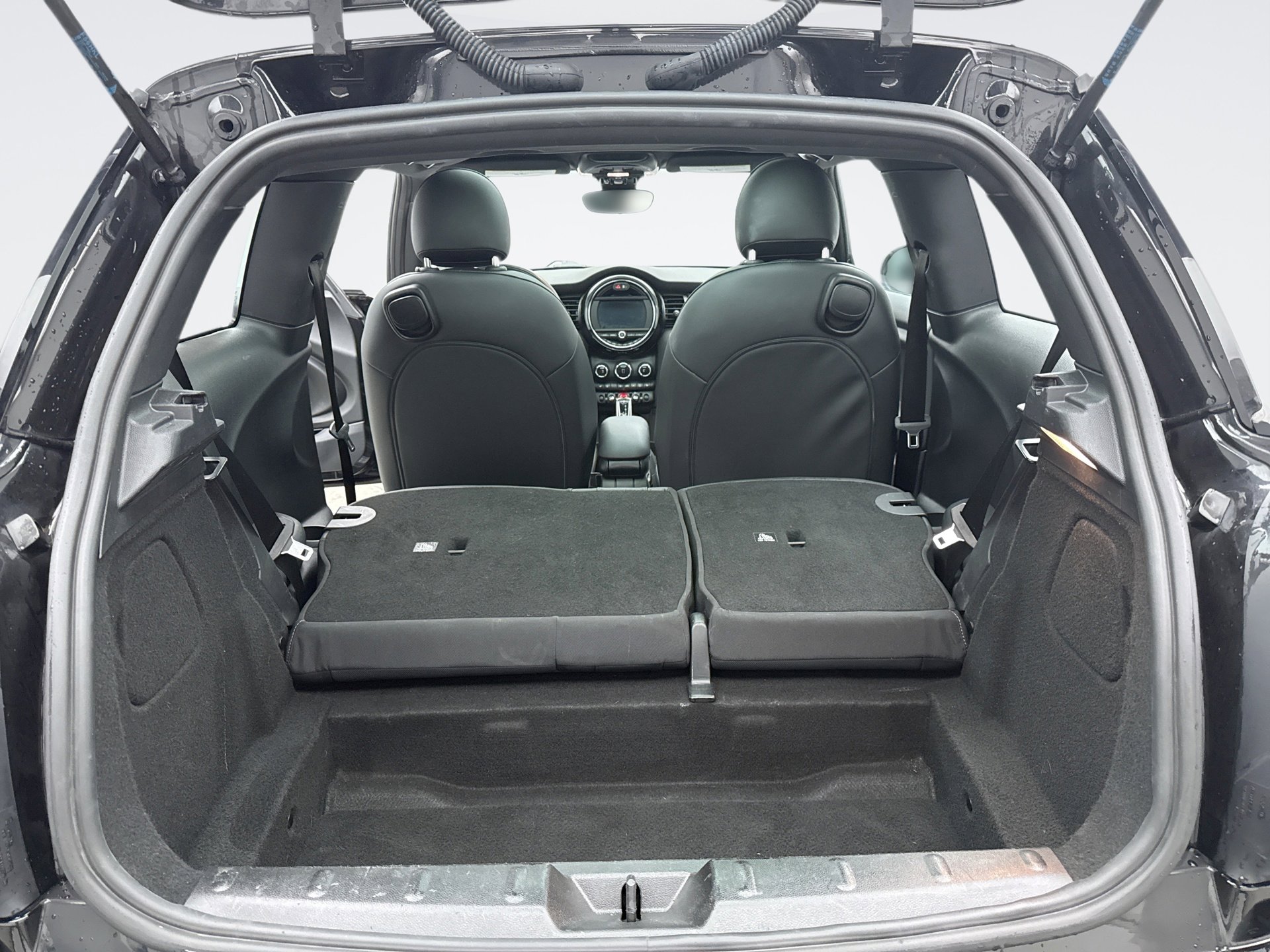 Used 2021 MINI Cooper 2-Door Hardtop image 21