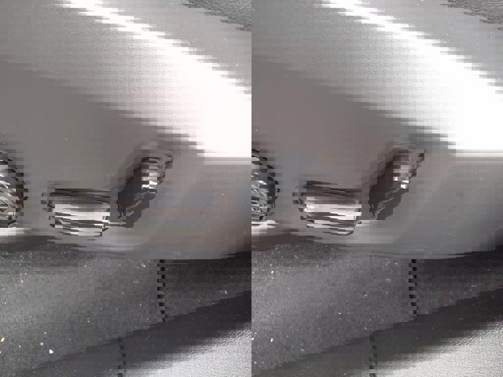 New 2025 Volvo XC60 T8 Core w/ Protection Package Premier image 14