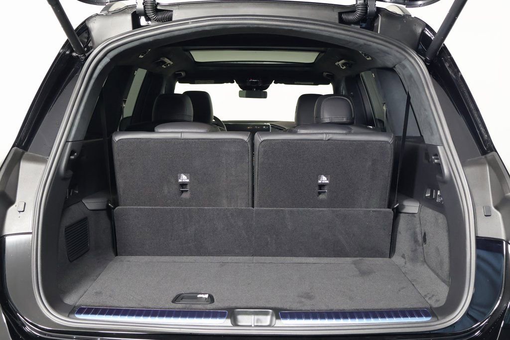 New 2026 Mercedes-Benz GLS 63 AMG 4MATIC image 9