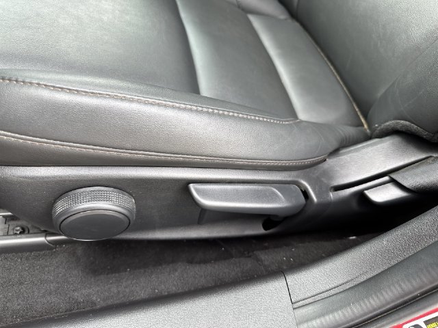 Used 2025 MAZDA MAZDA3 s FWD image 17