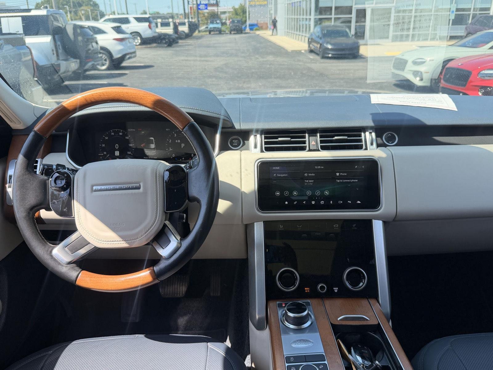 Used 2019 Land Rover Range Rover HSE AWD/4WD image 14