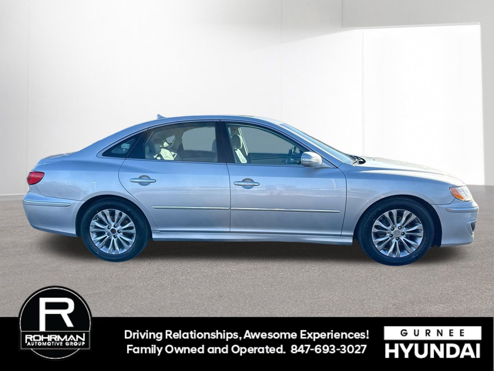 Used 2011 Hyundai Azera Limited w/ Logic 7 Surround Sound Pkg 4 image 10