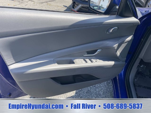 Used 2023 Hyundai Elantra SEL FWD image 15