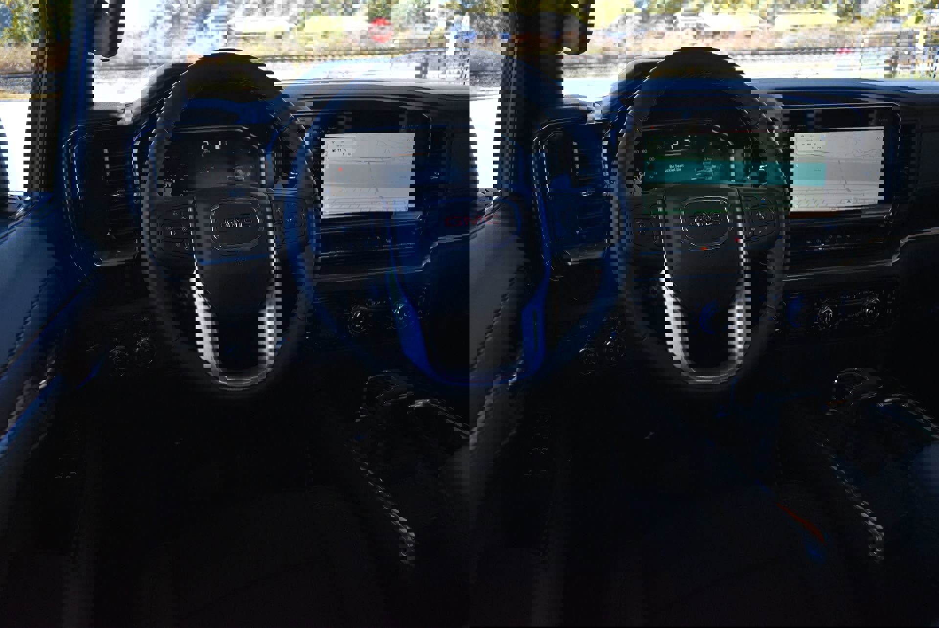 New 2026 GMC Sierra 1500 SLT w/ SLT Premium Package image 18