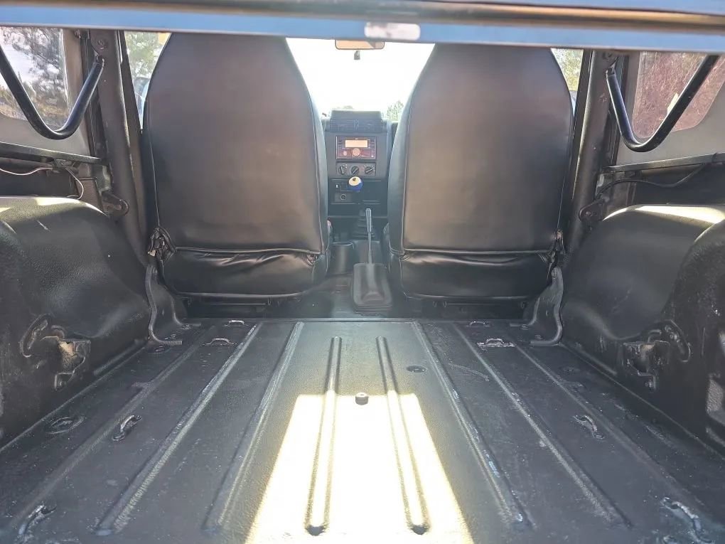 Used 2000 Jeep Wrangler SE image 26