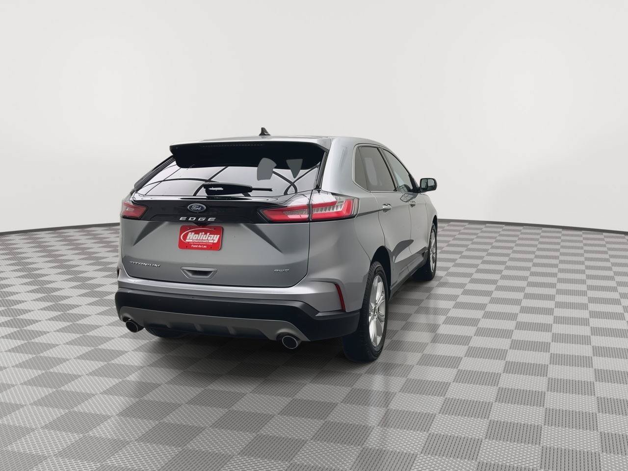Used 2023 Ford Edge Titanium w/ Cargo Accessory Package AWD/4WD image 38