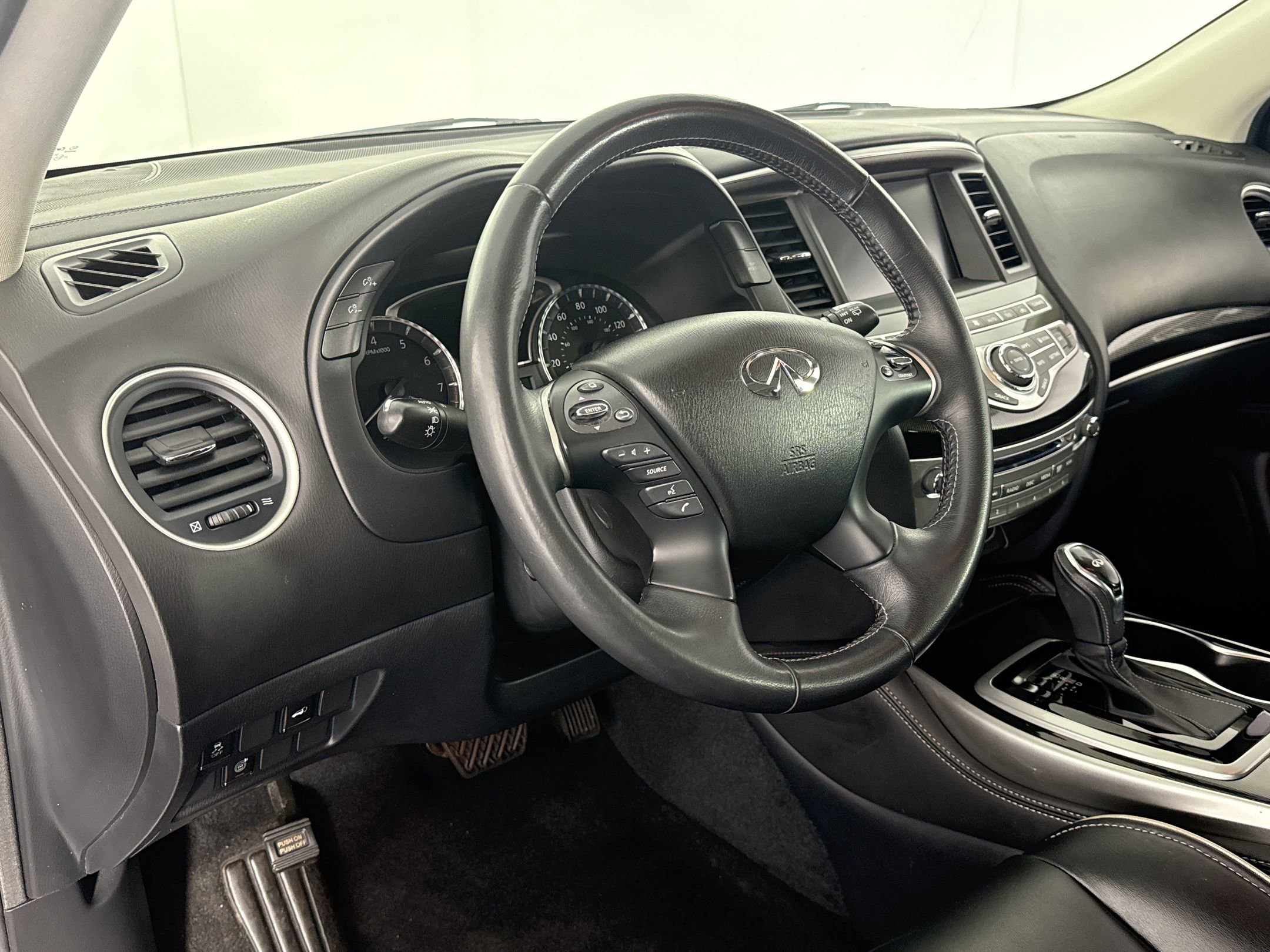 Used 2020 INFINITI QX60 Pure FWD image 4