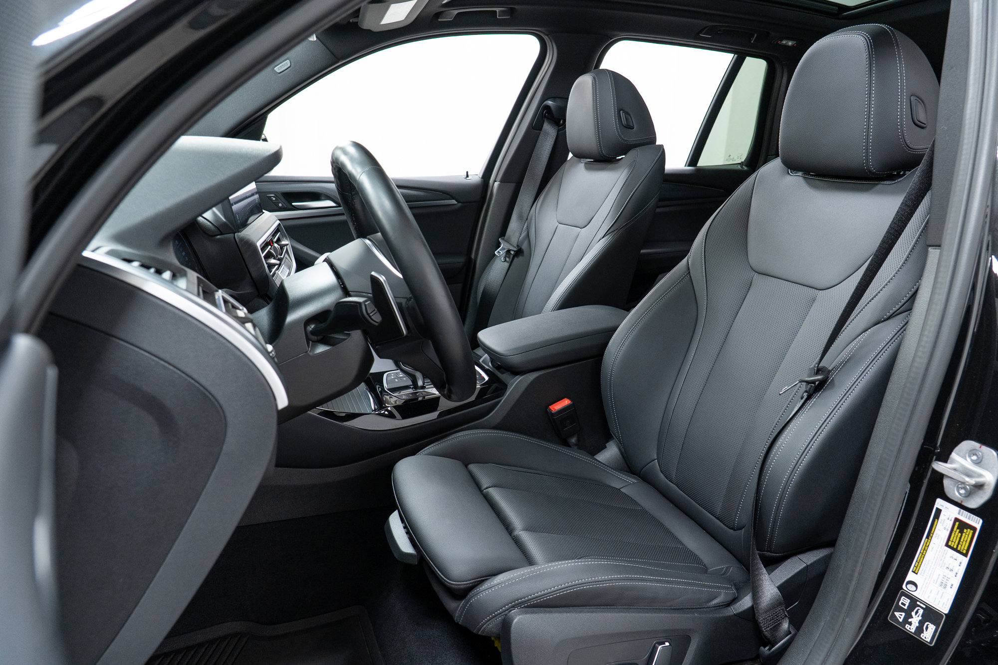 Used 2024 BMW X3 xDrive30i w/ Premium Package w/ZPA image 13